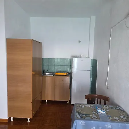 Anastasia To Rent *